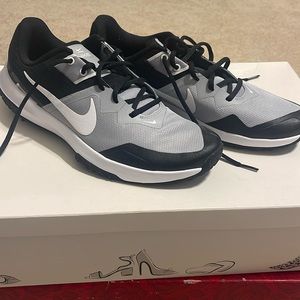 Men’s Nike sneakers